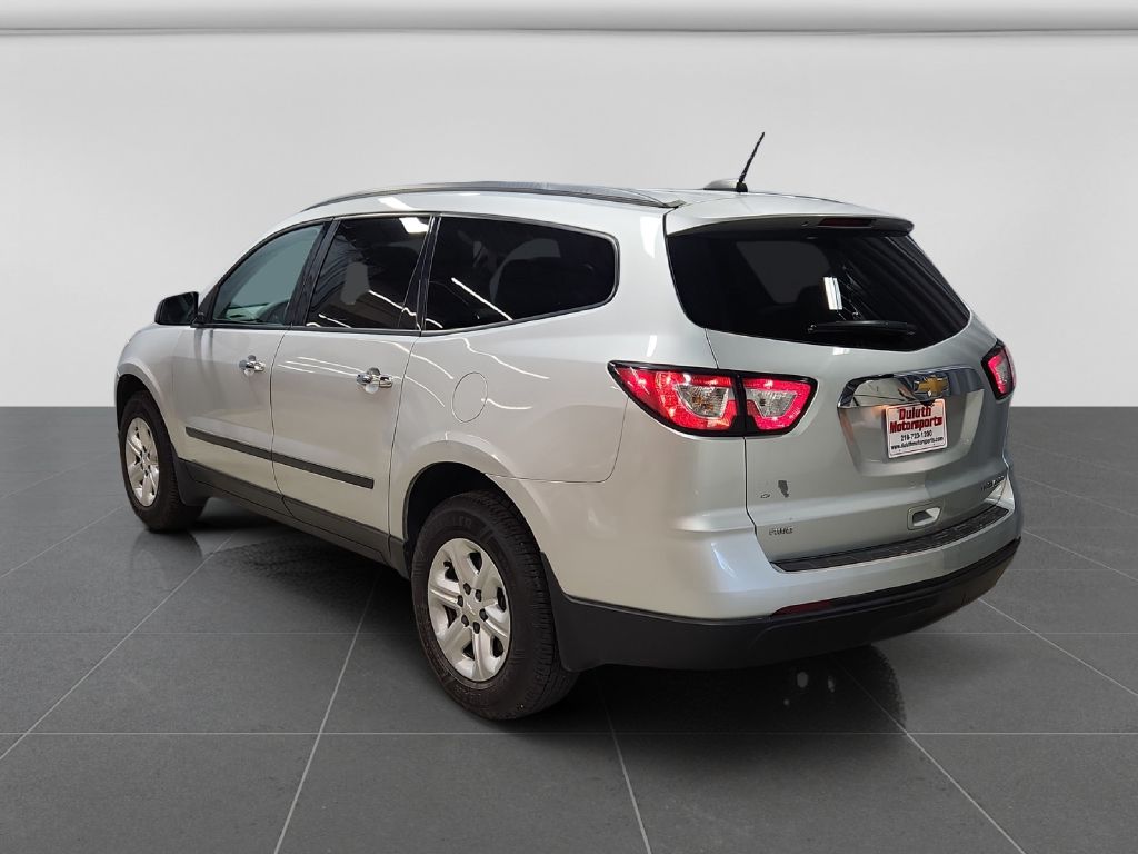 Photo 3 of this CHEVROLET TRAVERSE
