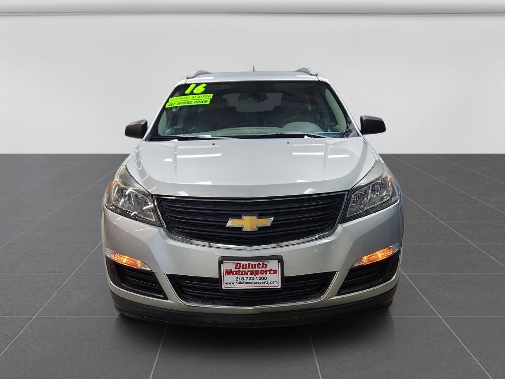 Photo 8 of this CHEVROLET TRAVERSE
