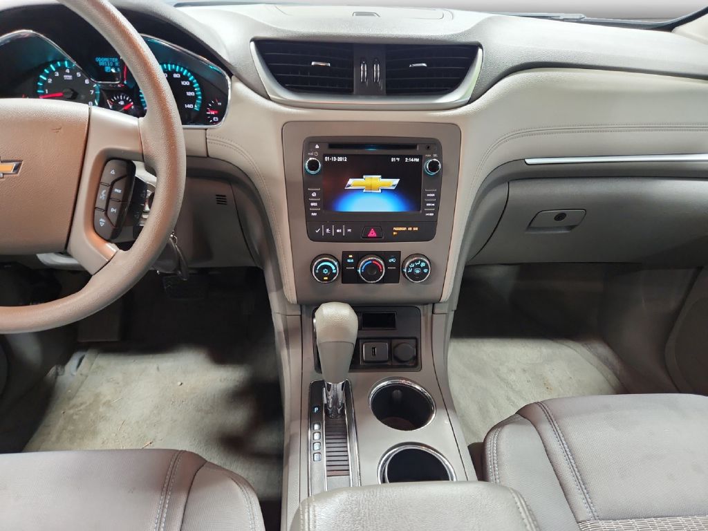 Photo 12 of this CHEVROLET TRAVERSE