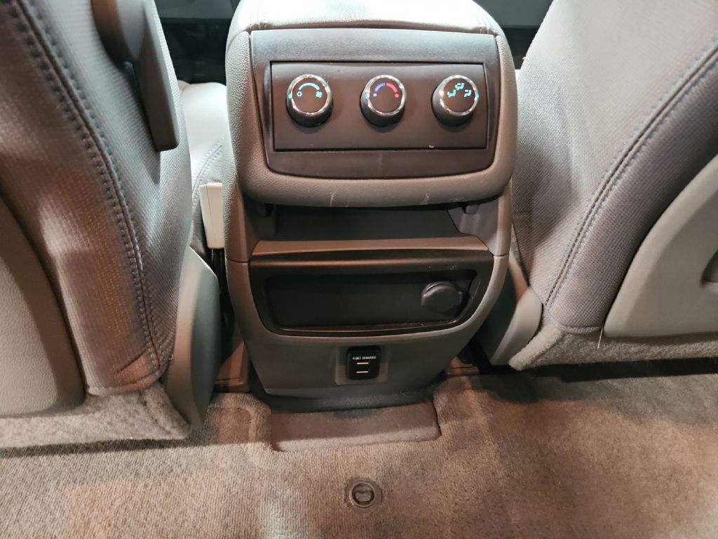 Photo 25 of this CHEVROLET TRAVERSE
