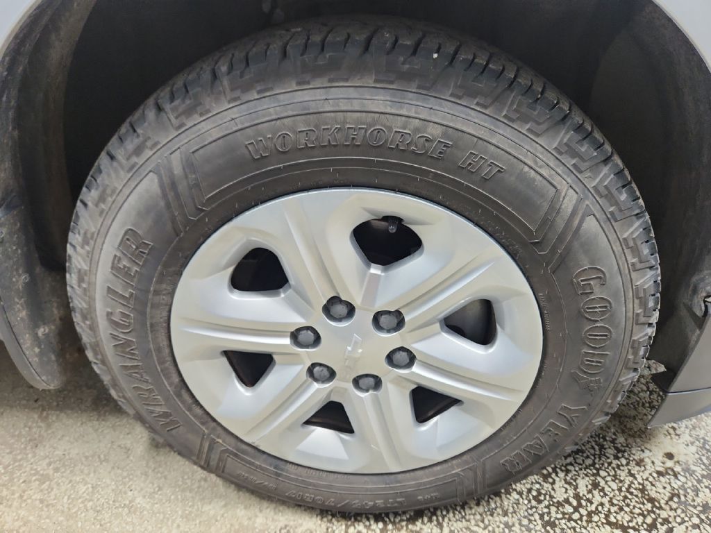 Photo 28 of this CHEVROLET TRAVERSE