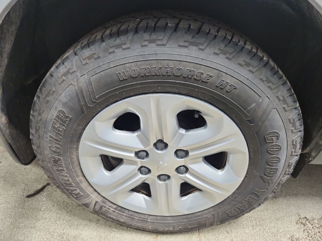 Photo 29 of this CHEVROLET TRAVERSE