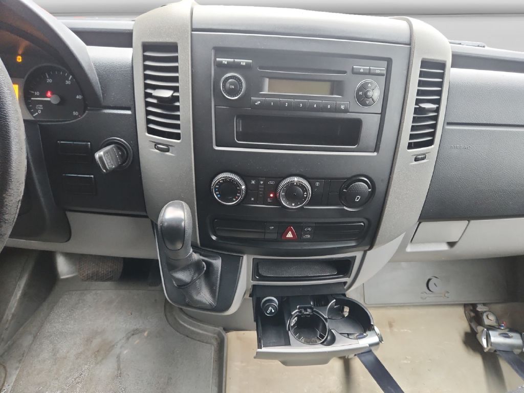 Photo 12 of this DODGE SPRINTER