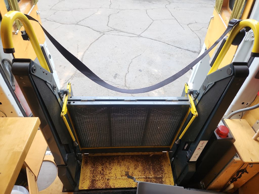 Photo 26 of this DODGE SPRINTER