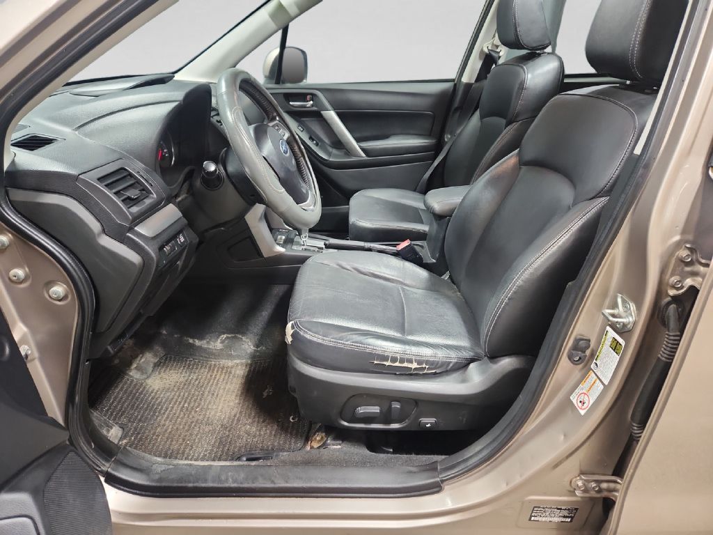 Photo 10 of this SUBARU FORESTER