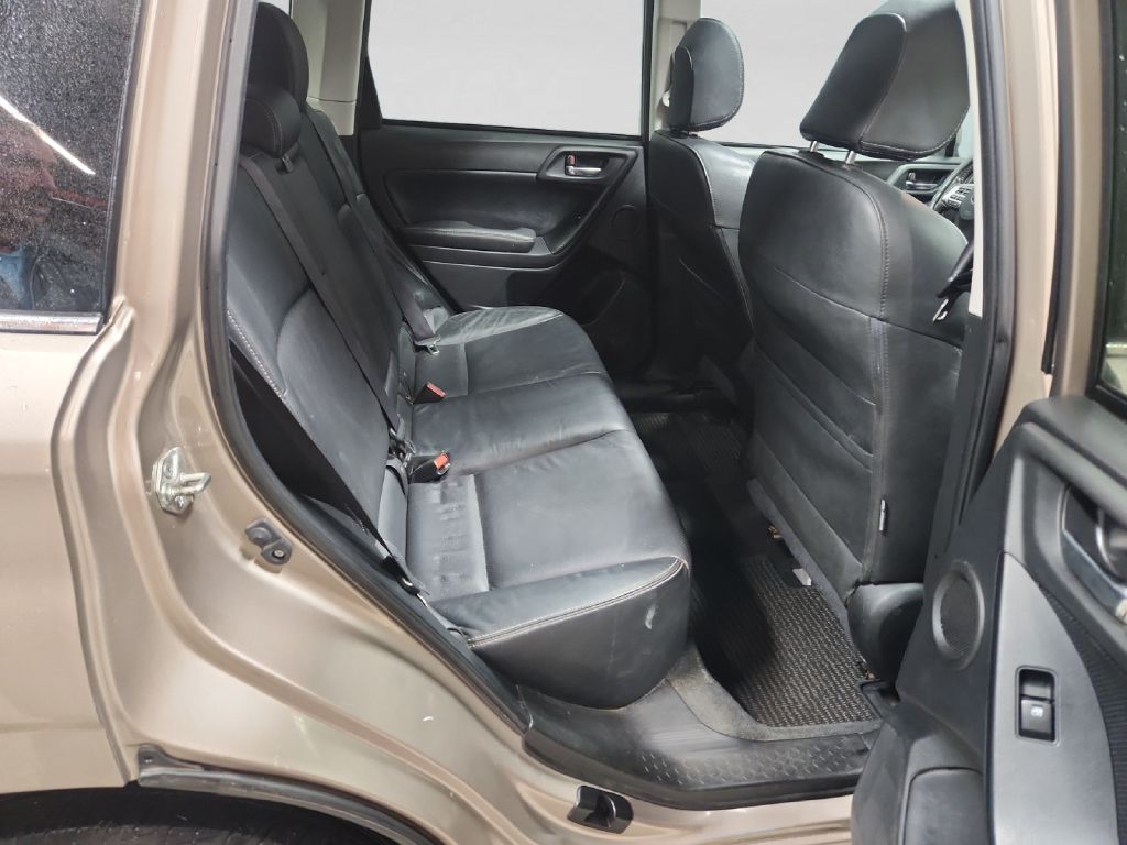 Photo 13 of this SUBARU FORESTER