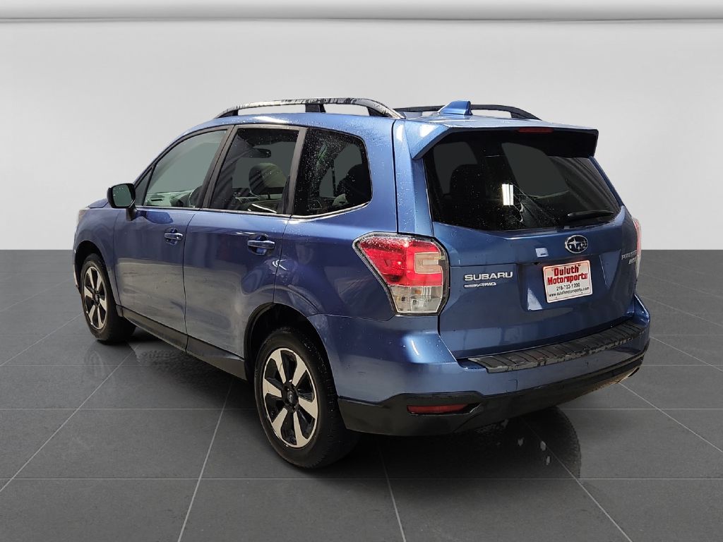 Photo 3 of this SUBARU FORESTER