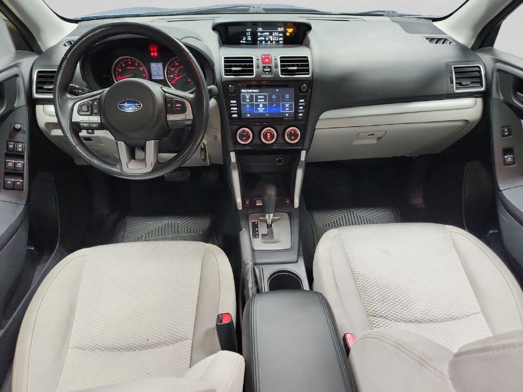 Photo 14 of this SUBARU FORESTER
