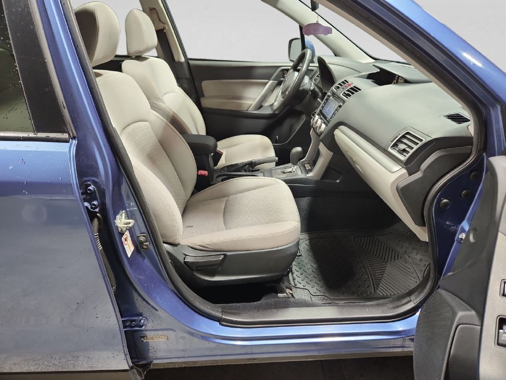 Photo 15 of this SUBARU FORESTER