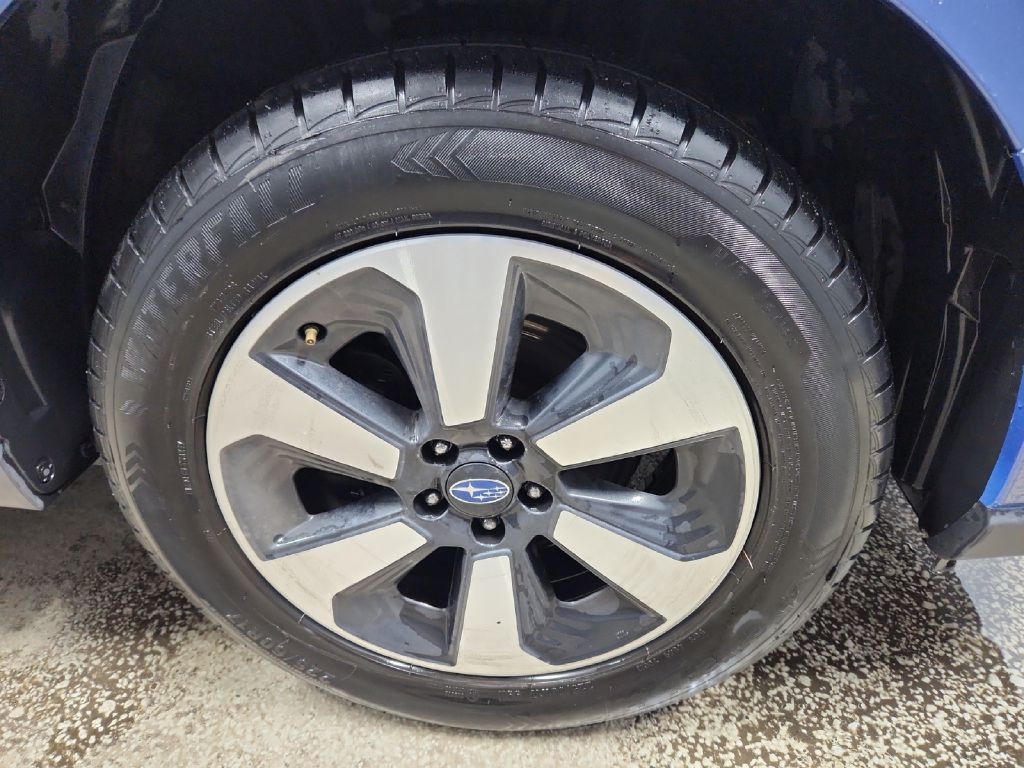 Photo 27 of this SUBARU FORESTER
