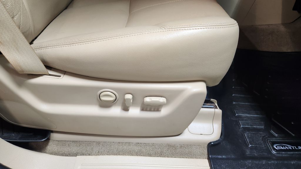 CHEVROLET TAHOE 2012 CHEVROLET TAHOE 1GNSK2E03CR290054