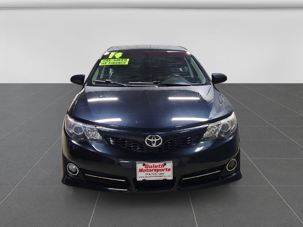 Photo 8 of this TOYOTA CAMRY