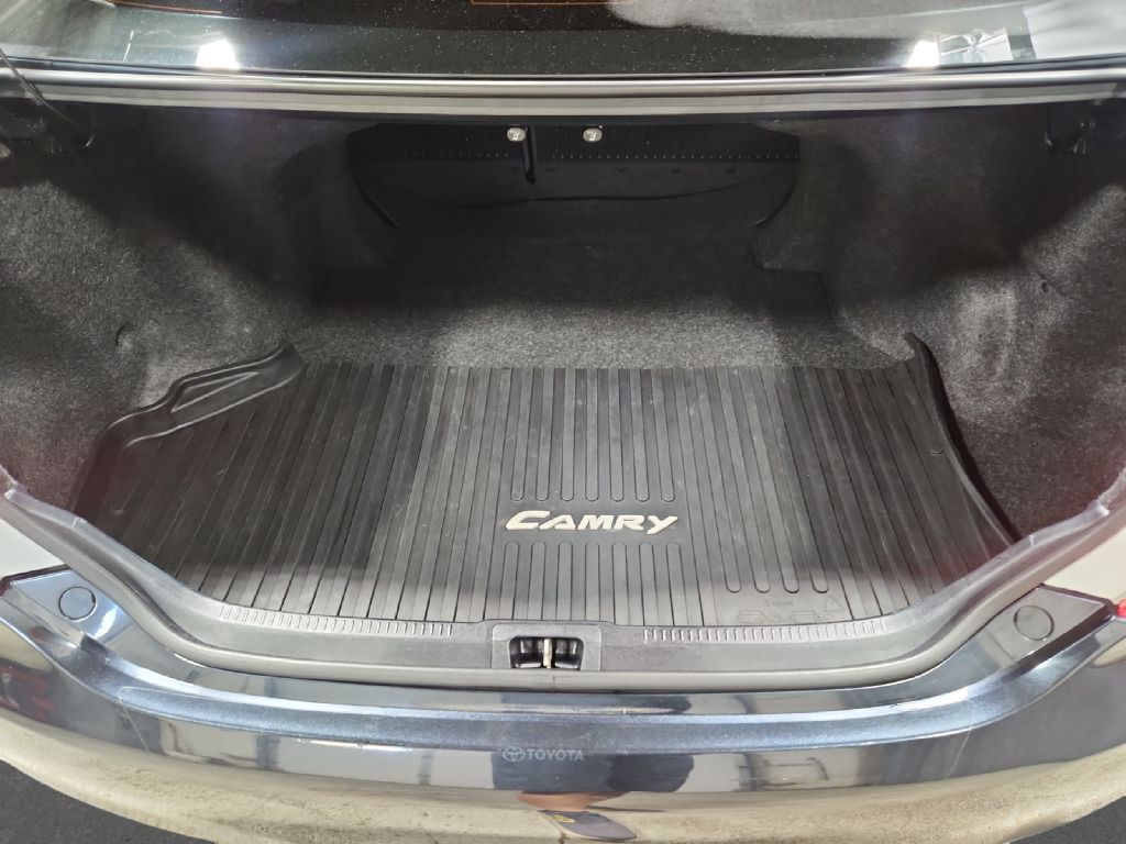 Photo 19 of this TOYOTA CAMRY