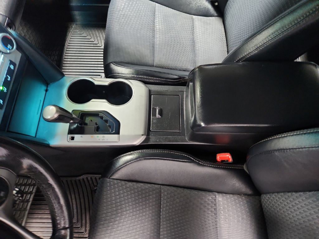 Photo 20 of this TOYOTA CAMRY