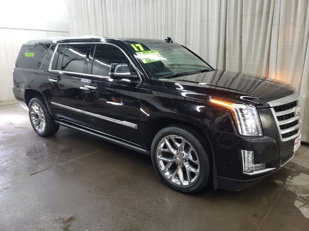 Photo 5 of this CADILLAC ESCALADE