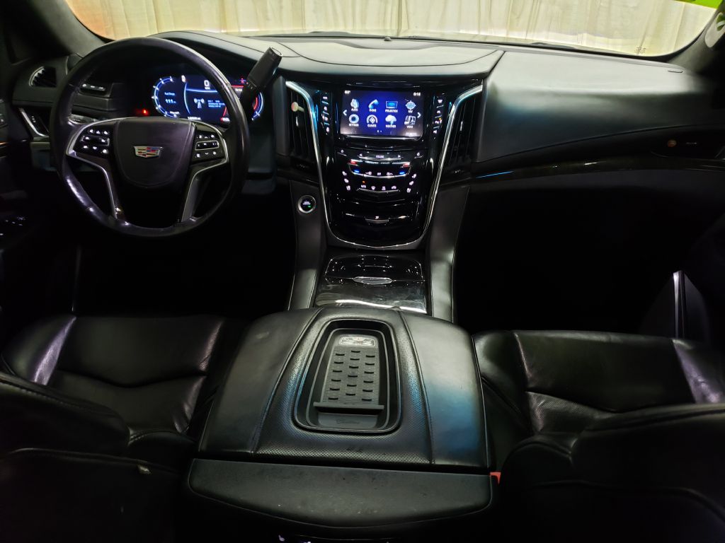Photo 25 of this CADILLAC ESCALADE