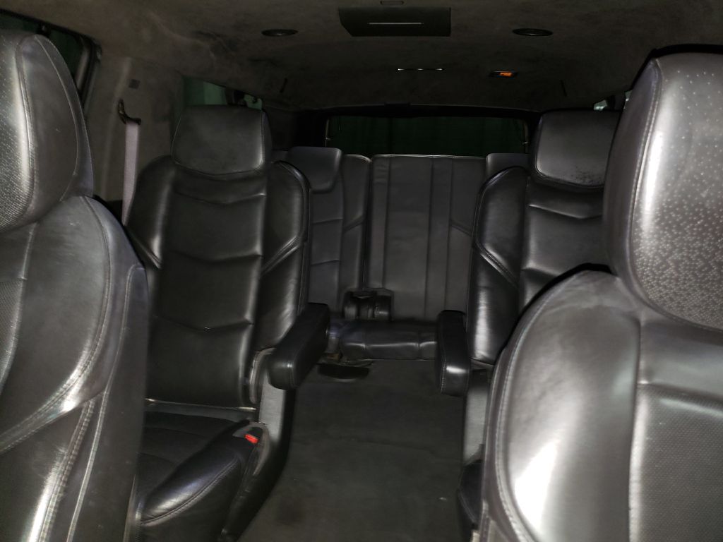 Photo 61 of this CADILLAC ESCALADE