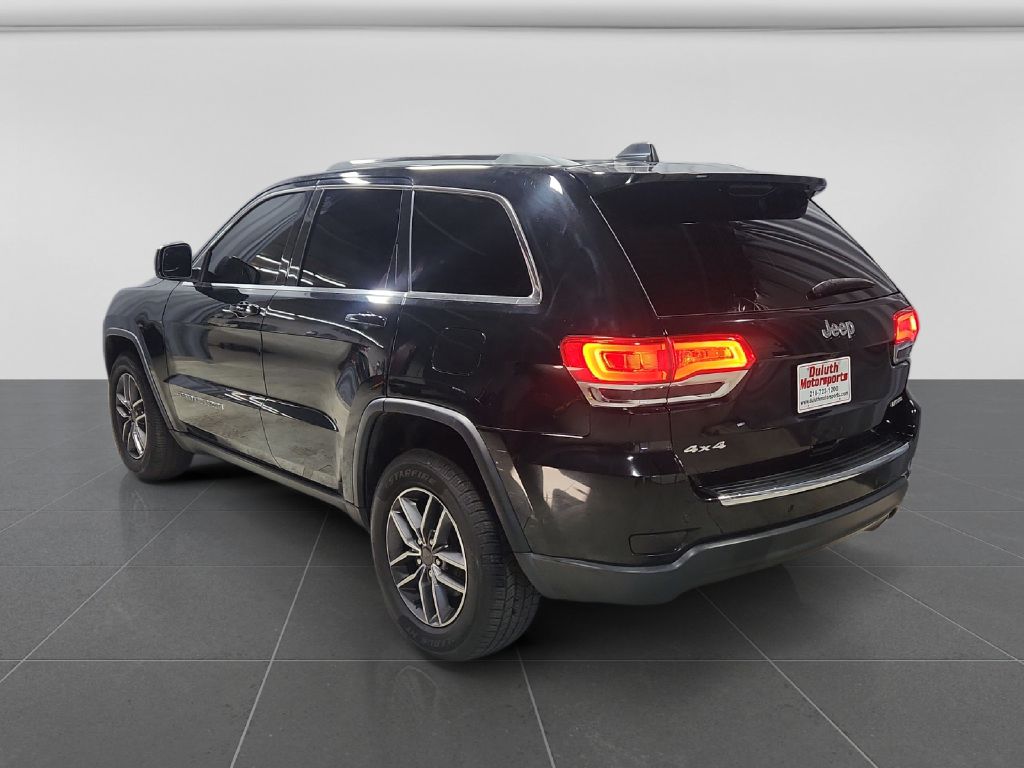 Photo 3 of this JEEP GRAND CHEROKEE