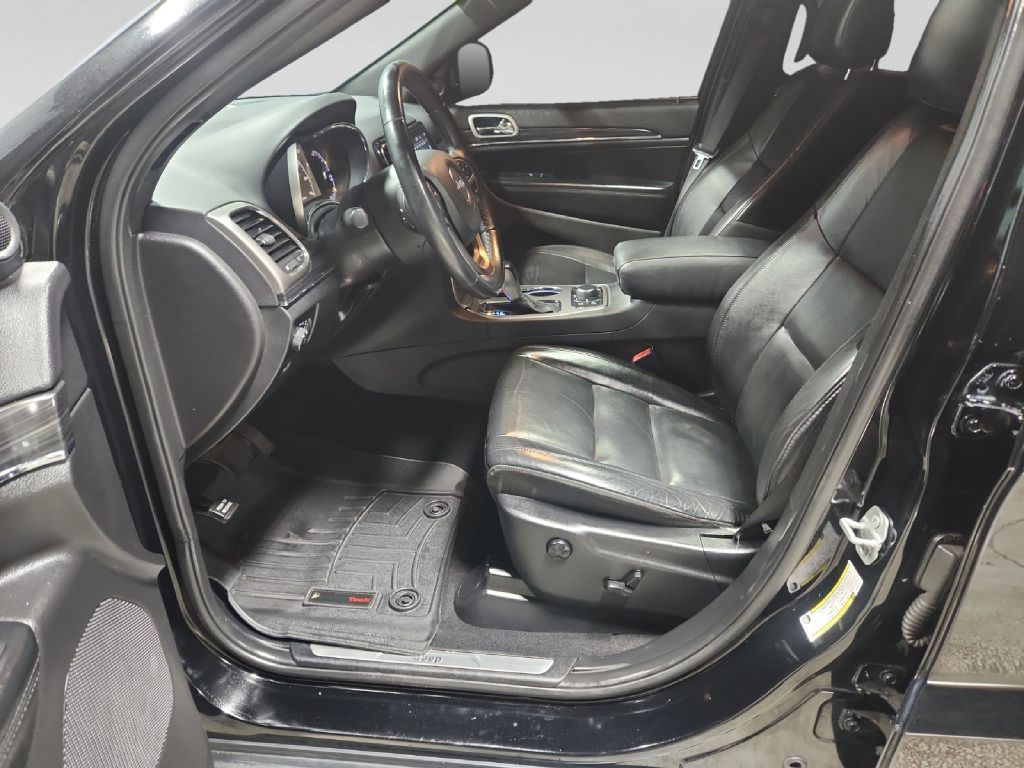 Photo 10 of this JEEP GRAND CHEROKEE