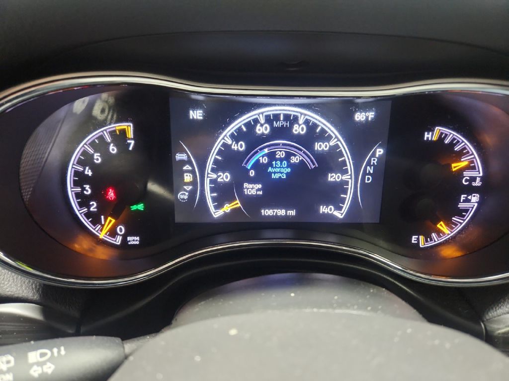 Photo 16 of this JEEP GRAND CHEROKEE