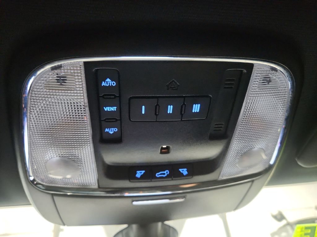 Photo 22 of this JEEP GRAND CHEROKEE