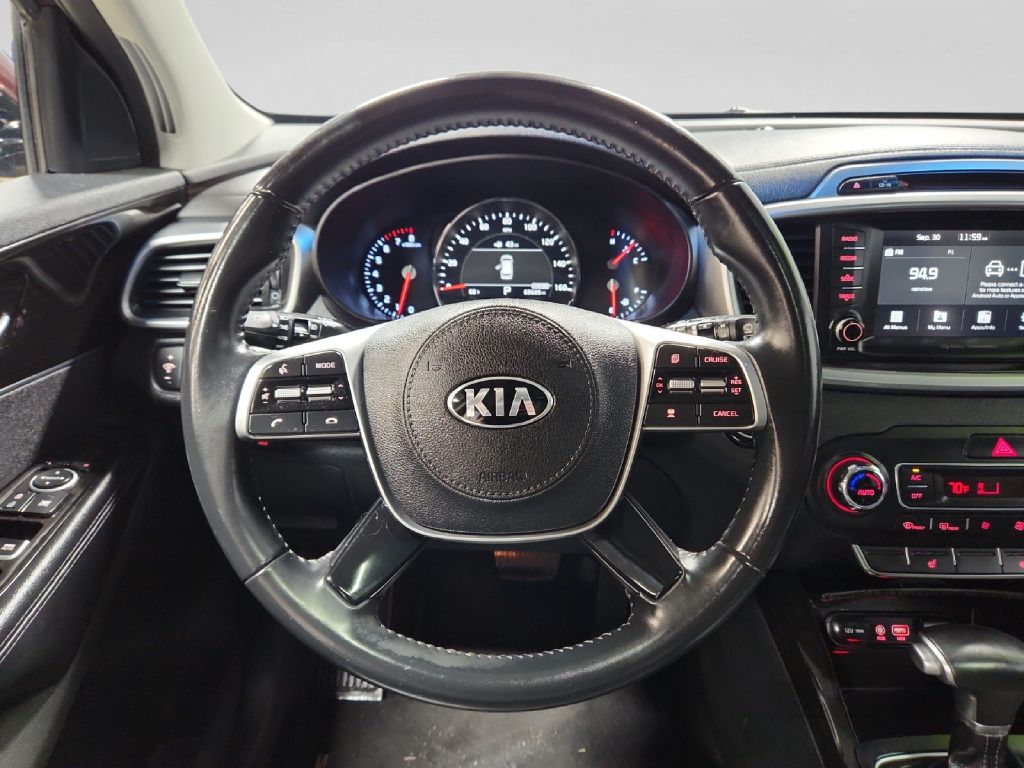 Photo 11 of this KIA SORENTO