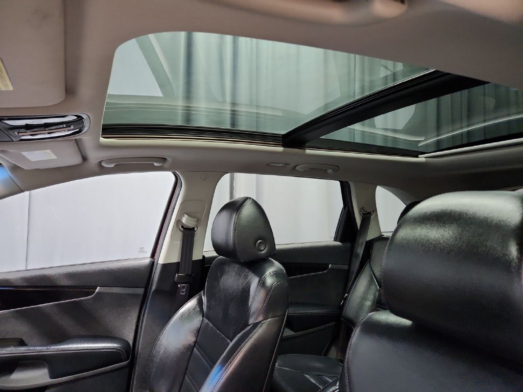 Photo 25 of this KIA SORENTO