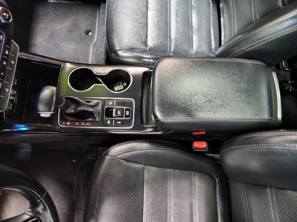 Photo 27 of this KIA SORENTO