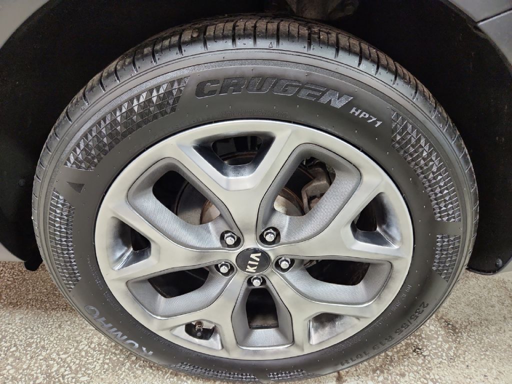 Photo 30 of this KIA SORENTO