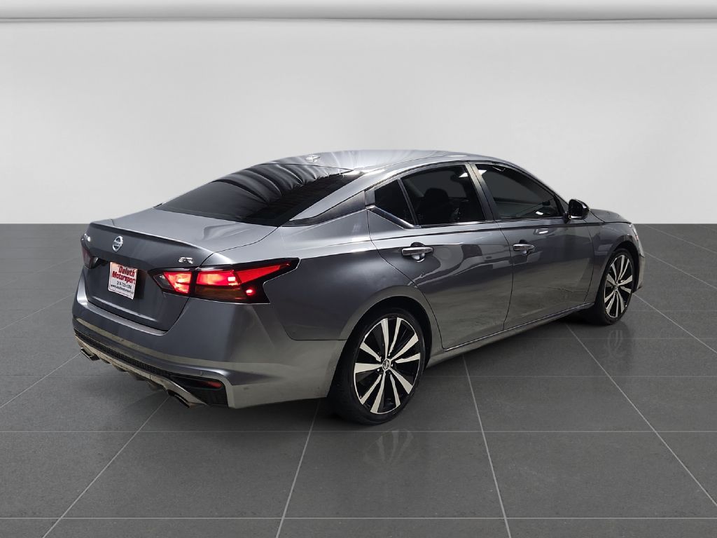 Photo 5 of this NISSAN ALTIMA