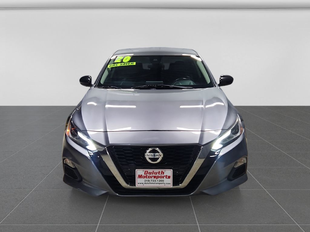 Photo 8 of this NISSAN ALTIMA