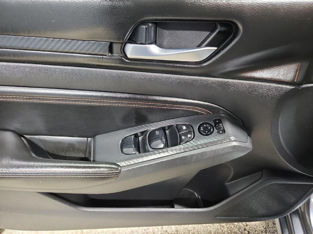 Photo 17 of this NISSAN ALTIMA