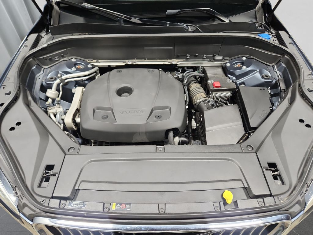 Photo 20 of this VOLVO XC90