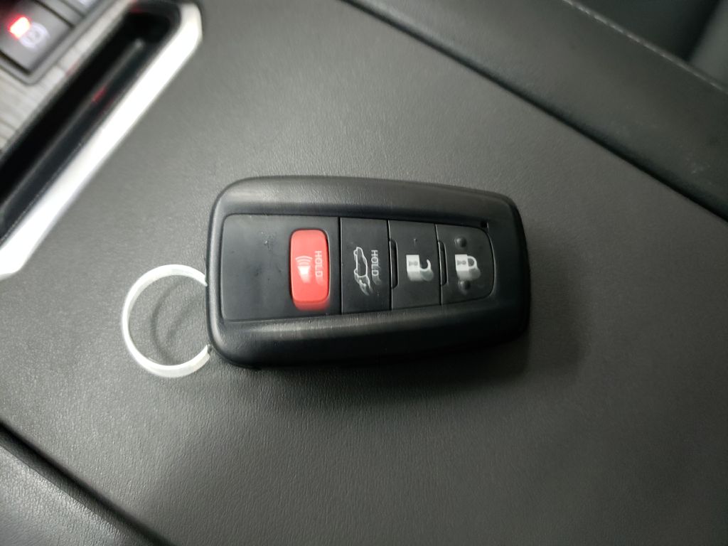 Photo 61 of this TOYOTA HIGHLANDER
