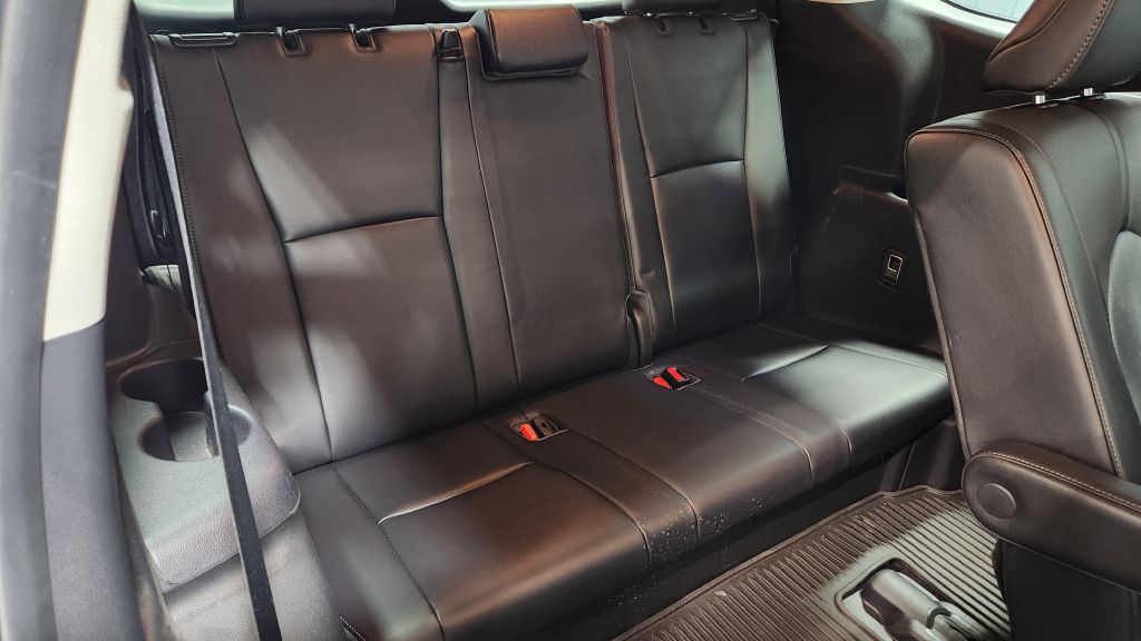 Photo 117 of this TOYOTA HIGHLANDER