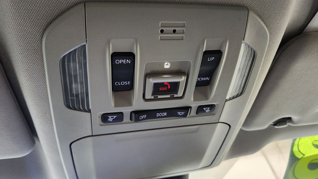 Photo 136 of this TOYOTA HIGHLANDER