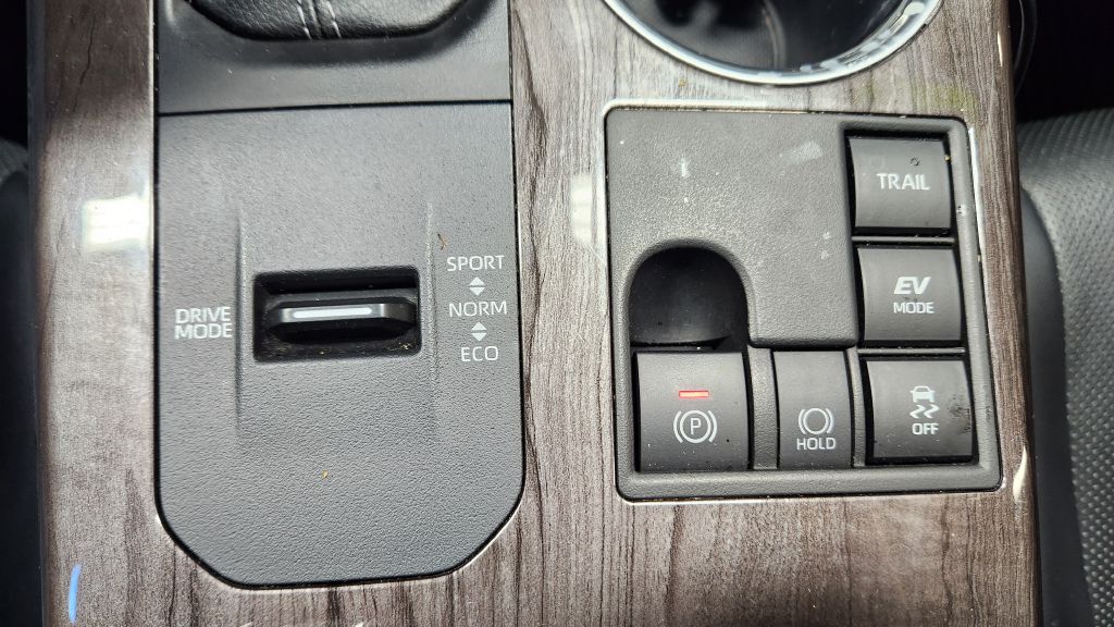 Photo 140 of this TOYOTA HIGHLANDER