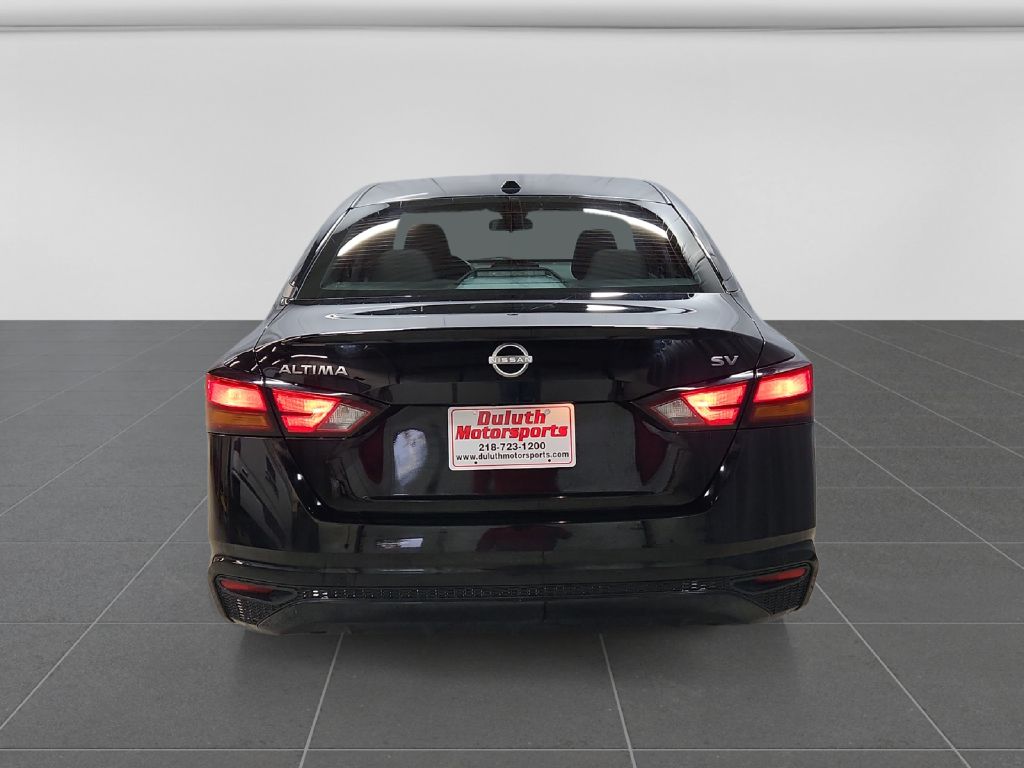 Photo 4 of this NISSAN ALTIMA