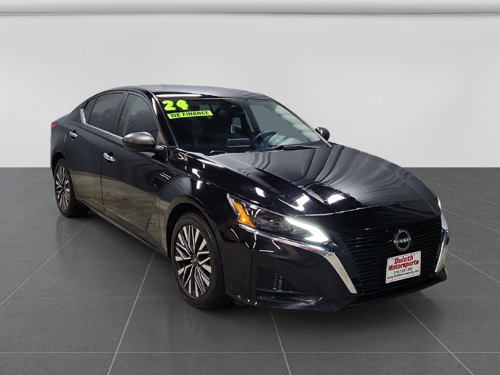 Photo 7 of this NISSAN ALTIMA