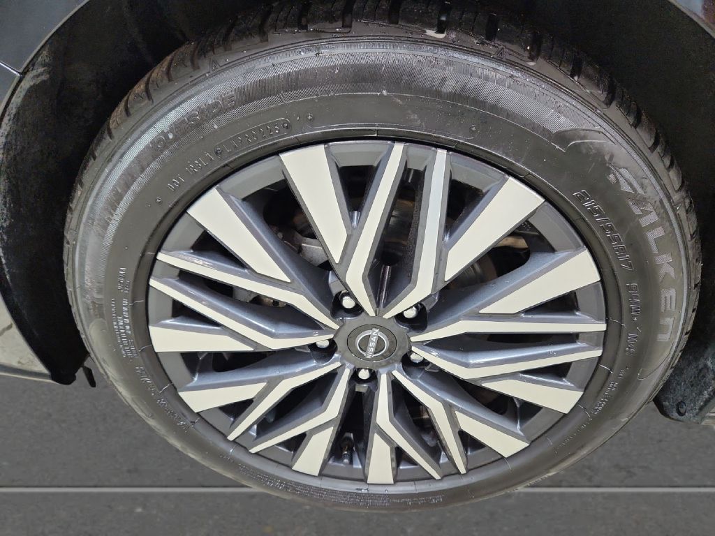 Photo 9 of this NISSAN ALTIMA