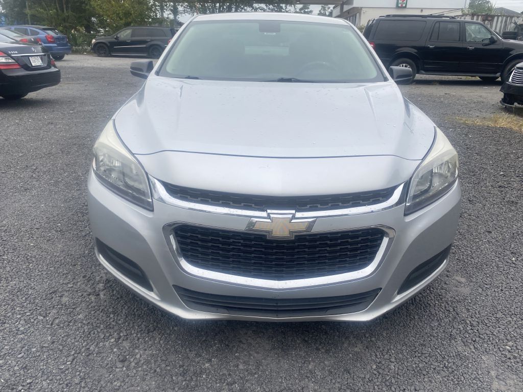 Photo 2 of this CHEVROLET MALIBU