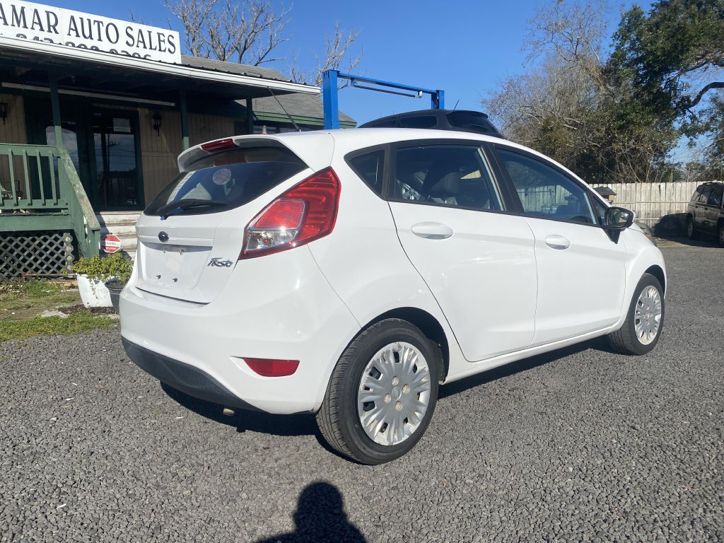 Photo 5 of this FORD FIESTA