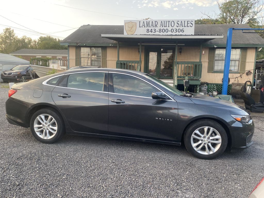 Photo 4 of this CHEVROLET MALIBU