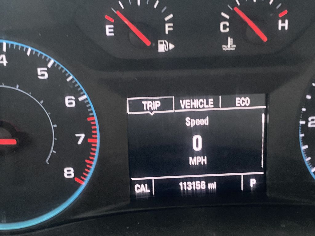 Photo 15 of this CHEVROLET MALIBU