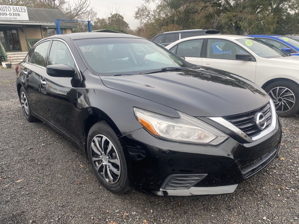 Photo 2 of this NISSAN ALTIMA