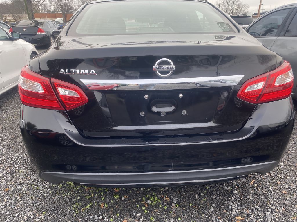 Photo 5 of this NISSAN ALTIMA