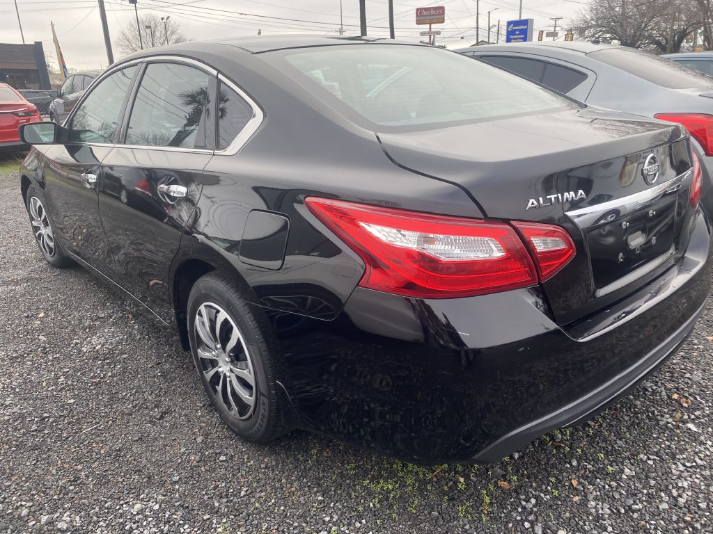 Photo 6 of this NISSAN ALTIMA