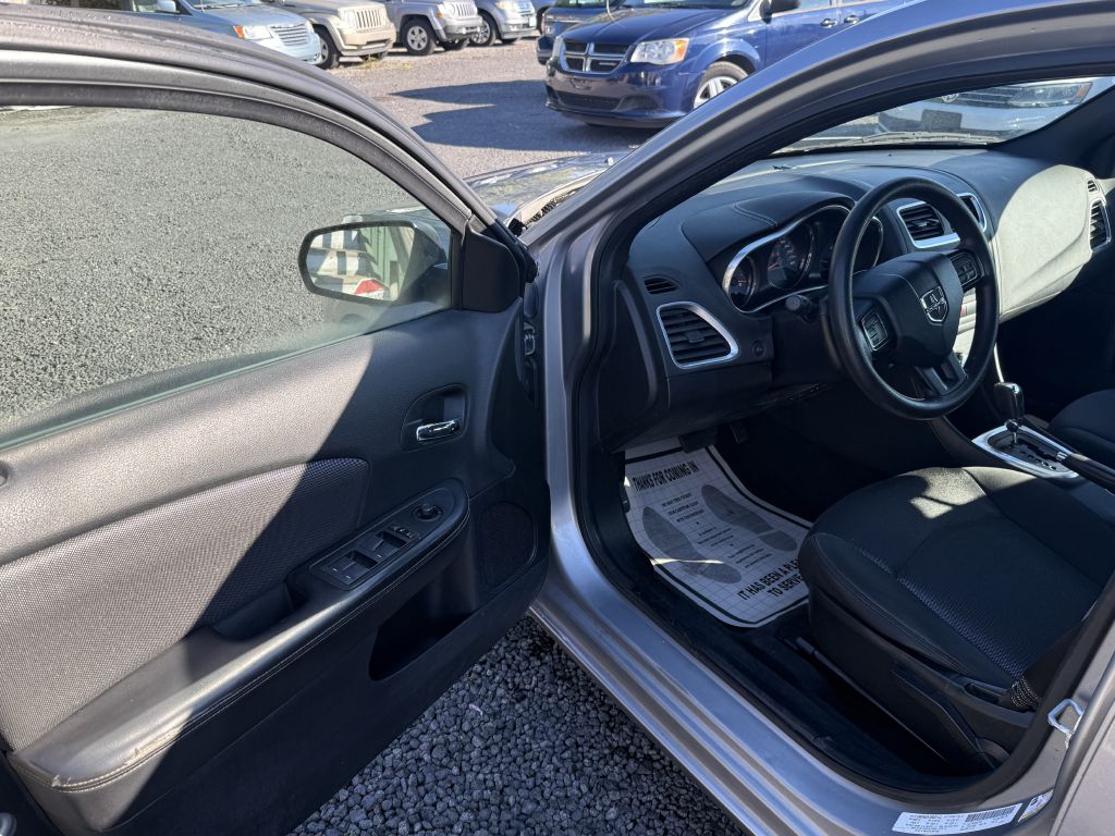 Photo 8 of this DODGE AVENGER