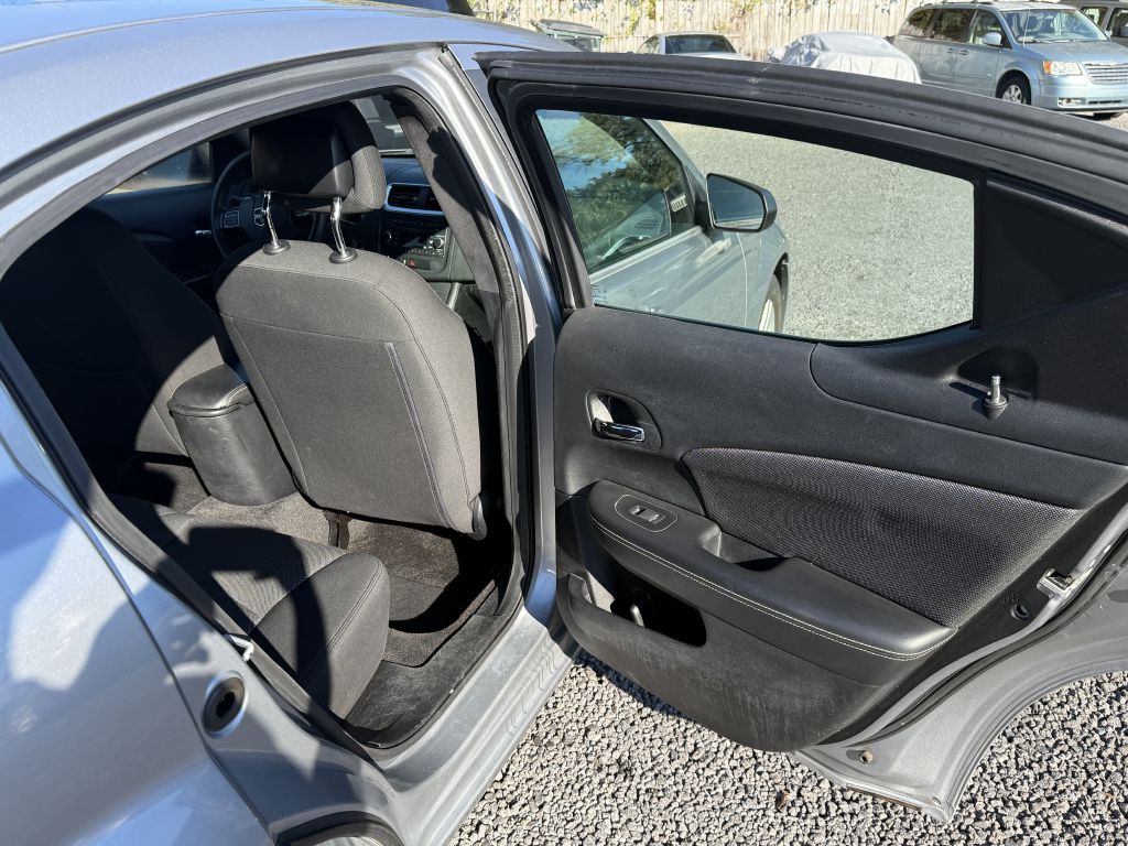 Photo 10 of this DODGE AVENGER