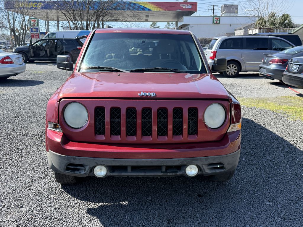 Photo 2 of this JEEP PATRIOT